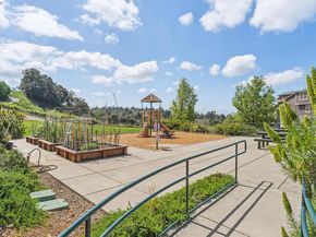 6767 Skyview Drive, Oakland CA 94605