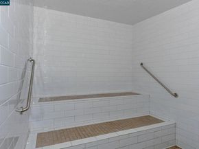 330 N Civic Dr 203, Walnut Creek CA 94596