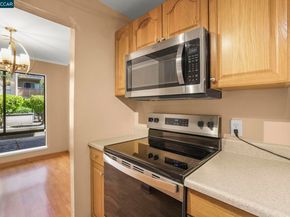 330 N Civic Dr 203, Walnut Creek CA 94596
