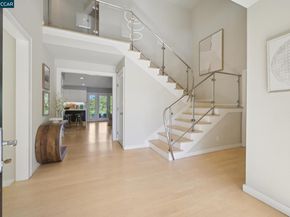 145 Danefield Pl, Moraga CA 94556