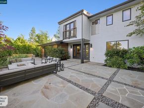 145 Danefield Pl, Moraga CA 94556