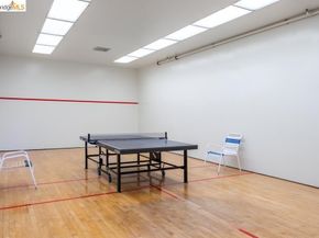 8 Admiral Dr. A232, Emeryville CA 94608
