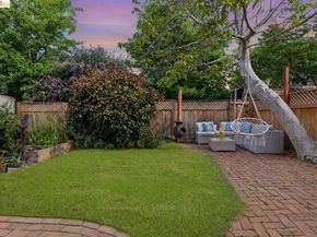 962 55Th St, Oakland CA 94608