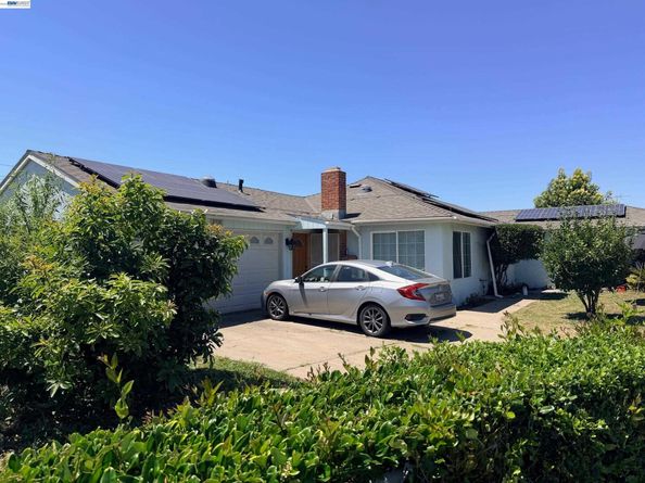 2719 Xavier, East Palo Alto CA 94303