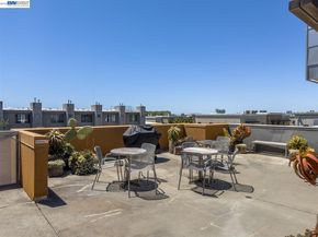 6501 San Pablo Ave 208, Oakland CA 94608