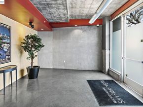 6501 San Pablo Ave 208, Oakland CA 94608