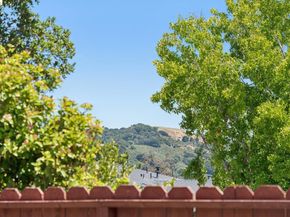 5531 Greenridge Rd, Castro Valley CA 94552