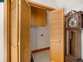 425 Logan St, Santa Cruz CA 95062