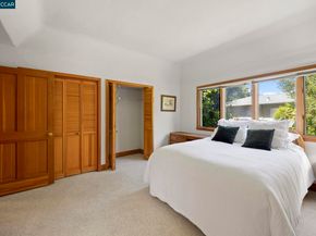 425 Logan St, Santa Cruz CA 95062