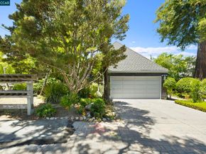 425 Logan St, Santa Cruz CA 95062