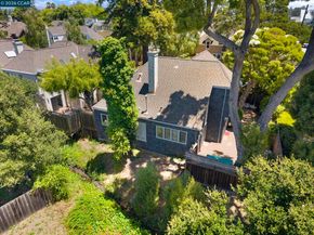425 Logan St, Santa Cruz CA 95062