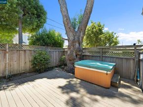 425 Logan St, Santa Cruz CA 95062