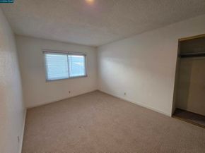 2581 El Portal Dr C, San Pablo CA 94806