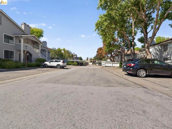91 Schooner Ct, Richmond CA 94804