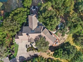 10 Diablo Oaks Way, Lafayette CA 94549