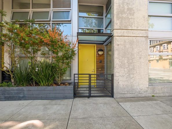 901 Jefferson St. 108, Oakland CA 94607