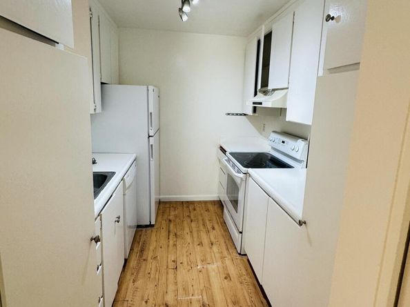 2100 Laguna Cir E, Concord CA 94520