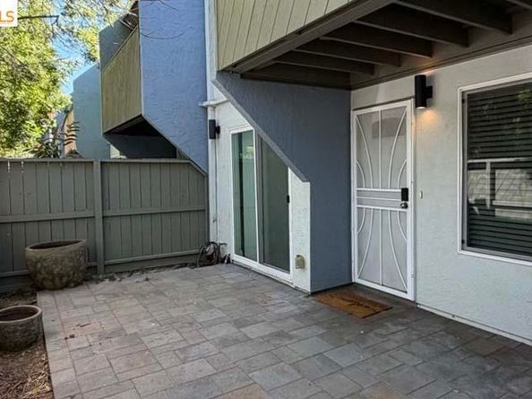 1800 Laguna ST APT 5, Concord CA 94520