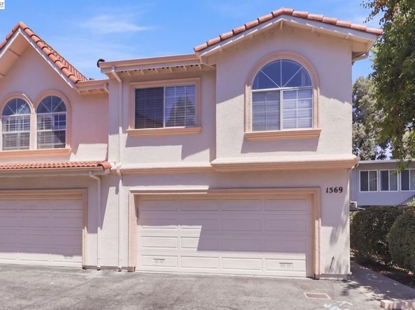 1569 Oxford St, Redwood City CA 94061