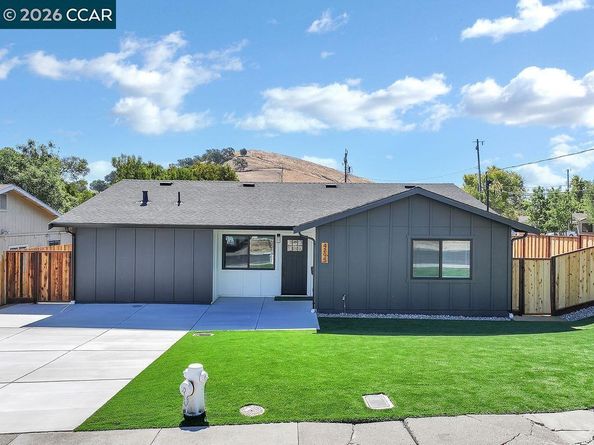 4395 Cabrilho Dr, Martinez CA 94553