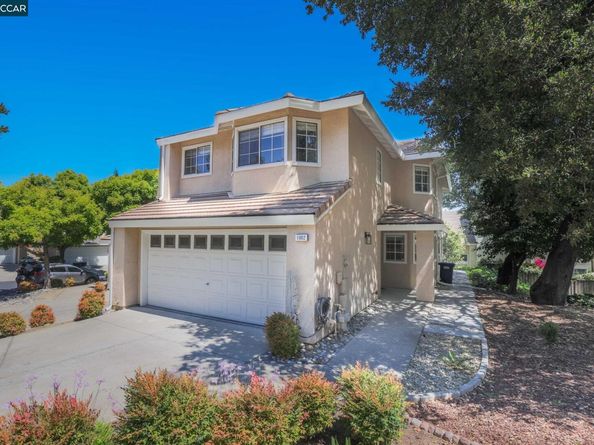 1002 Pinehurst Ct, Concord CA 94521