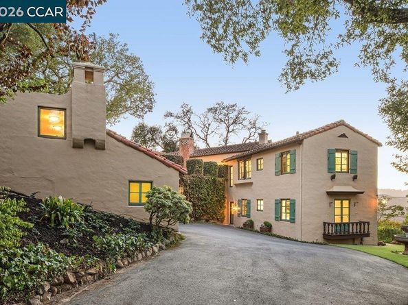 63 La Cuesta Rd, Orinda CA 94563