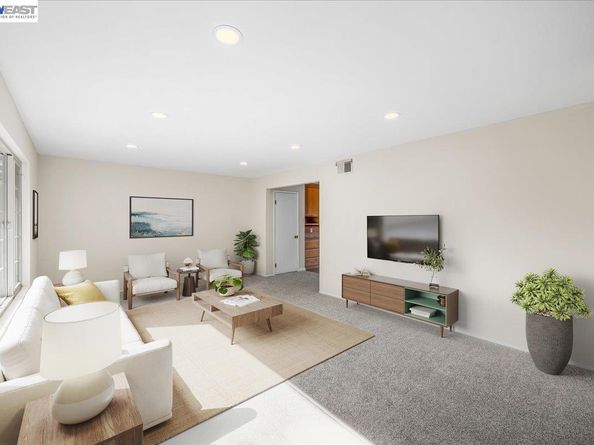 380 Serramonte Ter, Fremont CA 94536