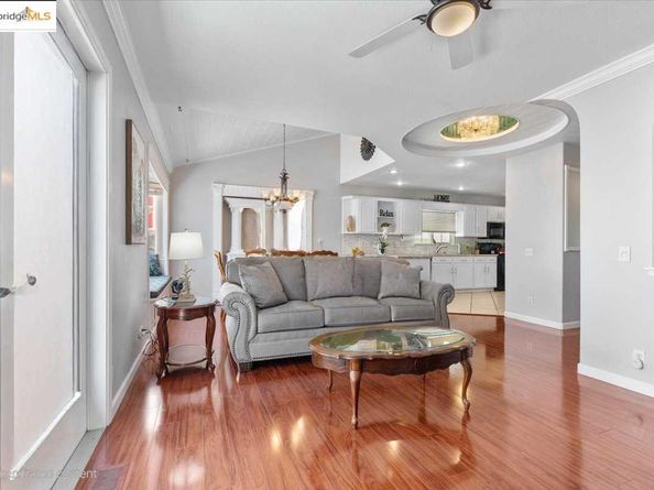 2362 Somerset Ave, Castro Valley CA 94546