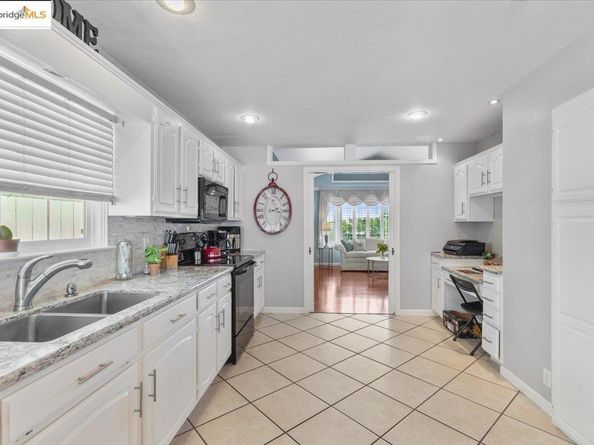 2362 Somerset Ave, Castro Valley CA 94546