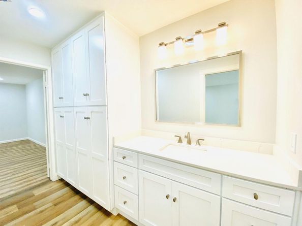 85 Vernon St 103, Oakland CA 94610