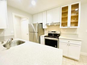 85 Vernon St 103, Oakland CA 94610