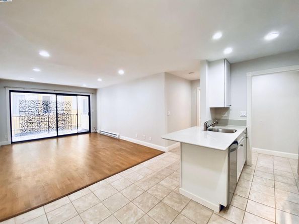 85 Vernon St 103, Oakland CA 94610