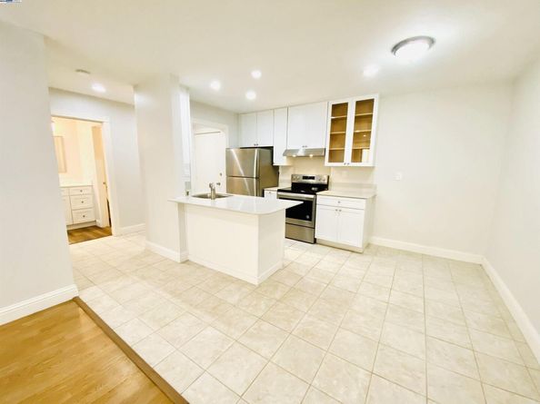 85 Vernon St 103, Oakland CA 94610