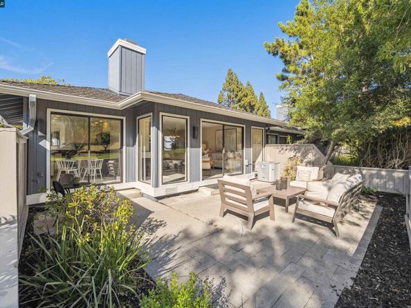 2181 Myrtle Beach Ln, Danville CA 94526
