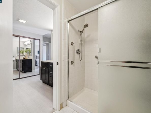2181 Myrtle Beach Ln, Danville CA 94526