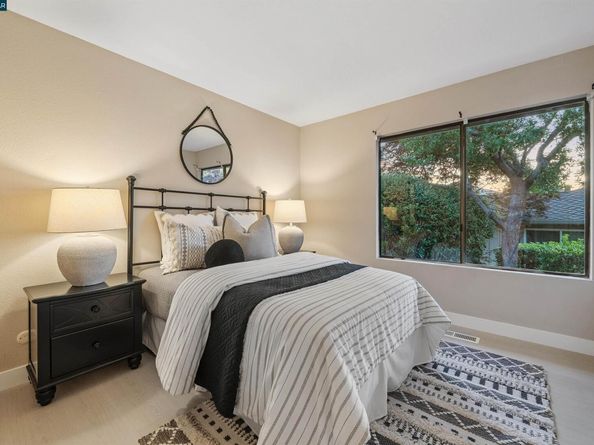 2181 Myrtle Beach Ln, Danville CA 94526
