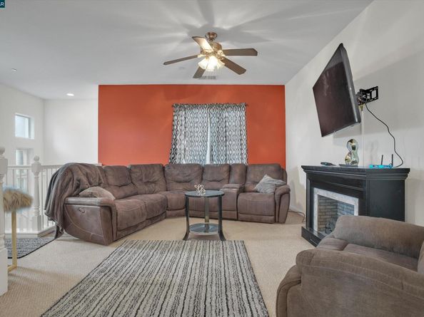 2725 Holly St, San Pablo CA 94806