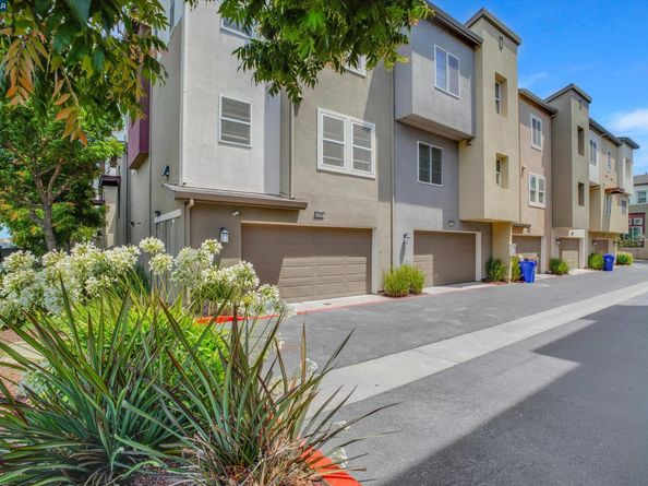 2725 Holly St, San Pablo CA 94806