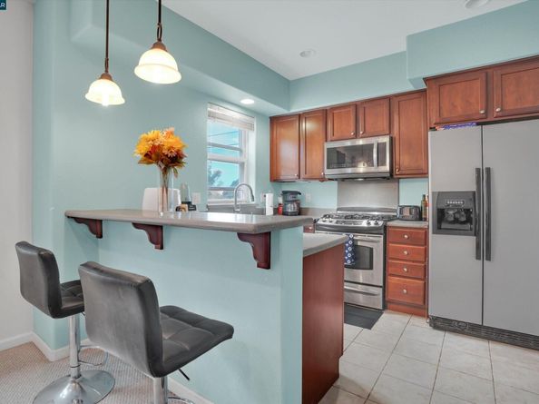 2725 Holly St, San Pablo CA 94806