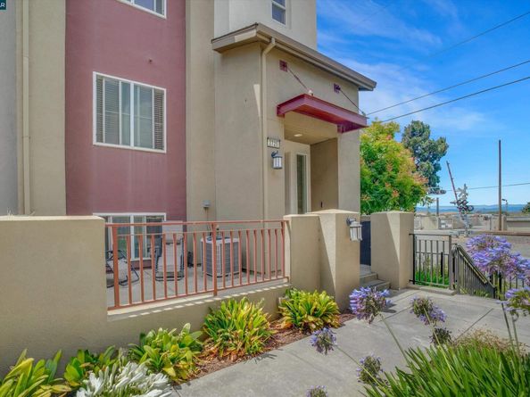 2725 Holly St, San Pablo CA 94806