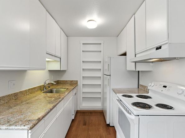 14617 Doolittle Dr, San Leandro CA 94577