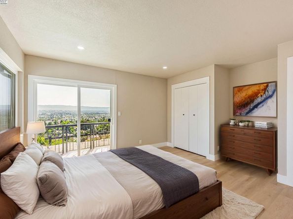 10745 Ridgeview Way, San Jose CA 95127