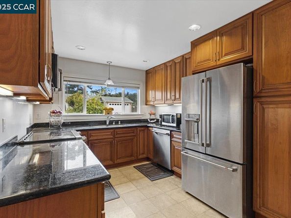 3034 Parker Rd, Richmond CA 94806