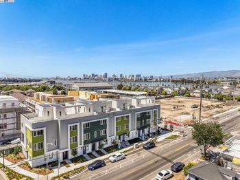 1937 Grand Street