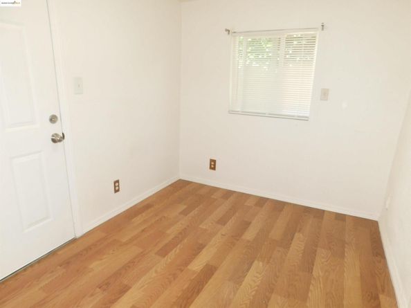 3411 Del Monte Way, San Leandro CA 94578
