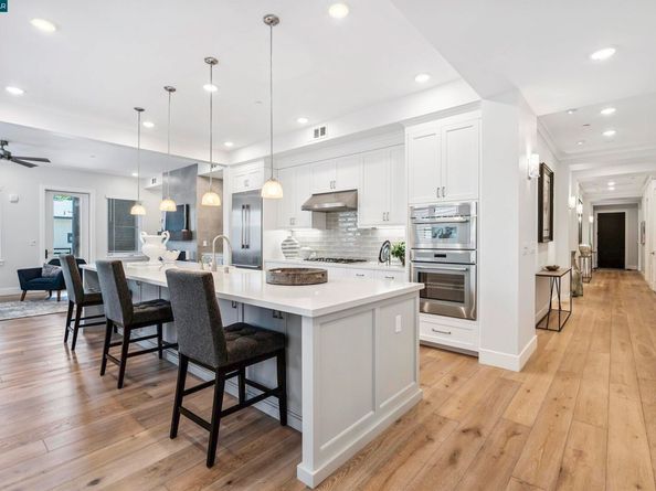 20 Woodbury Highlands Court 10, Lafayette CA 94549