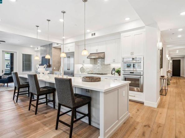 20 Woodbury Highlands Court 10, Lafayette CA 94549