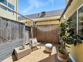 325 Lenox Ave 104, Oakland CA 94610