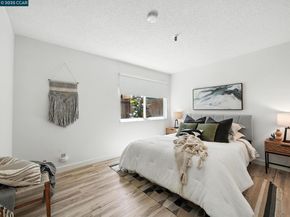 325 Lenox Ave 104, Oakland CA 94610