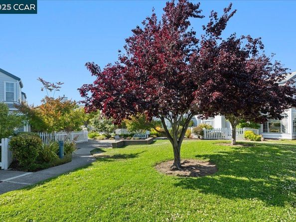 609 Commodore Dr, Richmond CA 94804